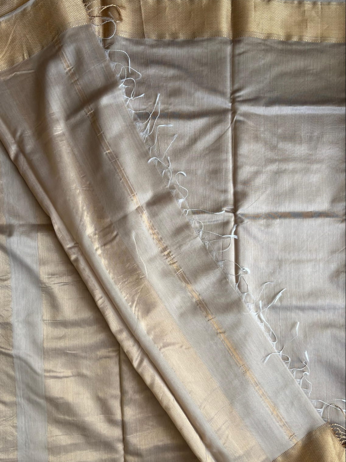 Beige Maheshwari Silk Cotton Saree