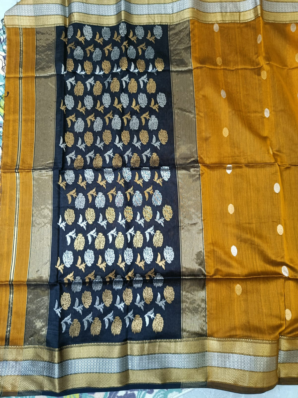 Mustard Yellow & Black Maheshwari Silk Cotton Saree
