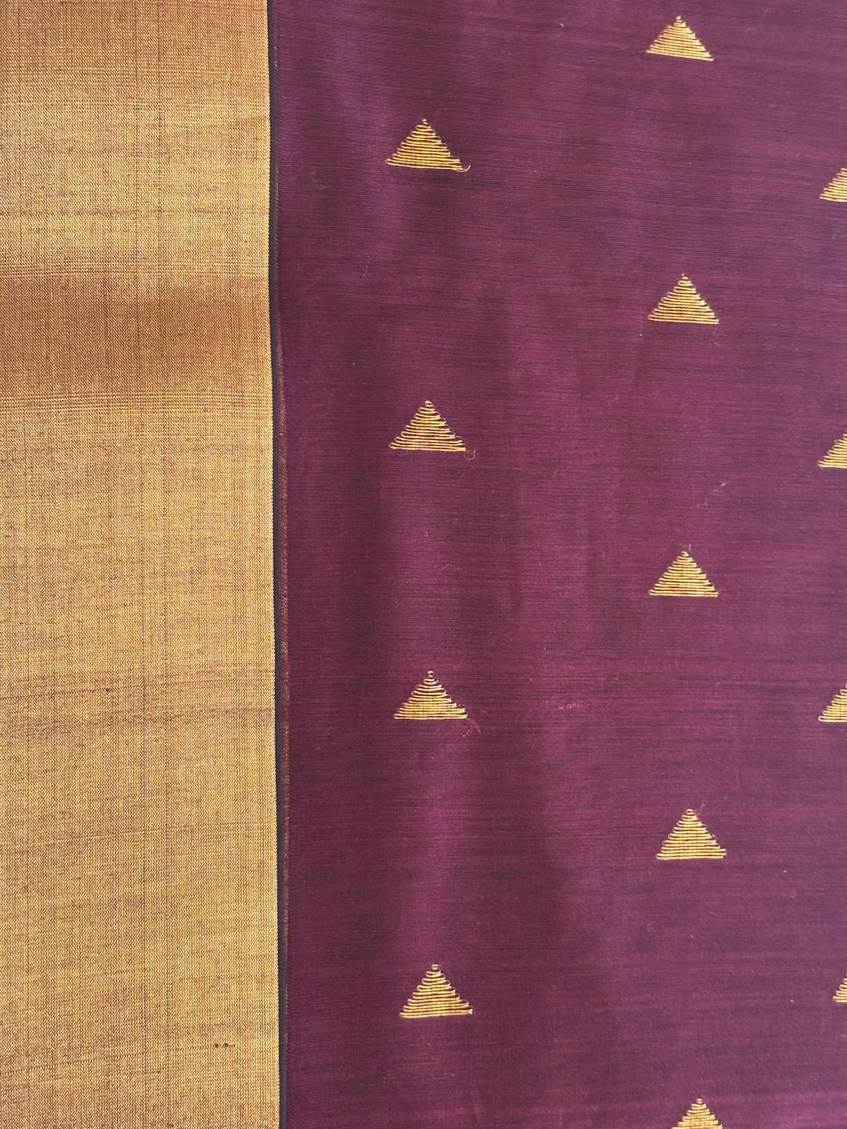 Majenta Triangle Booti Maheshwari  Silk Cotton saree