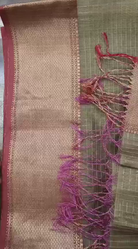 Zari Checks Copper Green Maheshwari Silk Cotton Saree